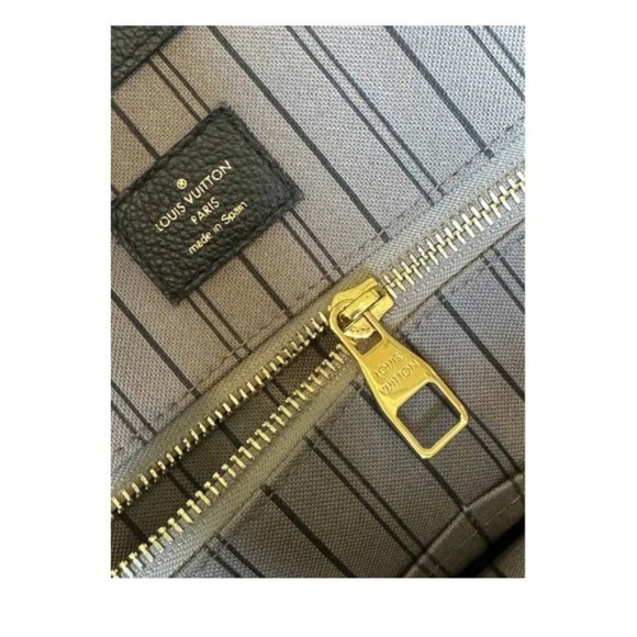 Authentic Louis Vuitton NEW empreinte Pont Neuf GM black $3700 MSRP - Picture 13 of 16